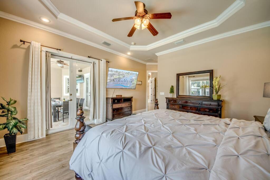 Villa Martinique By Coralvilla Cape Coral Exterior photo